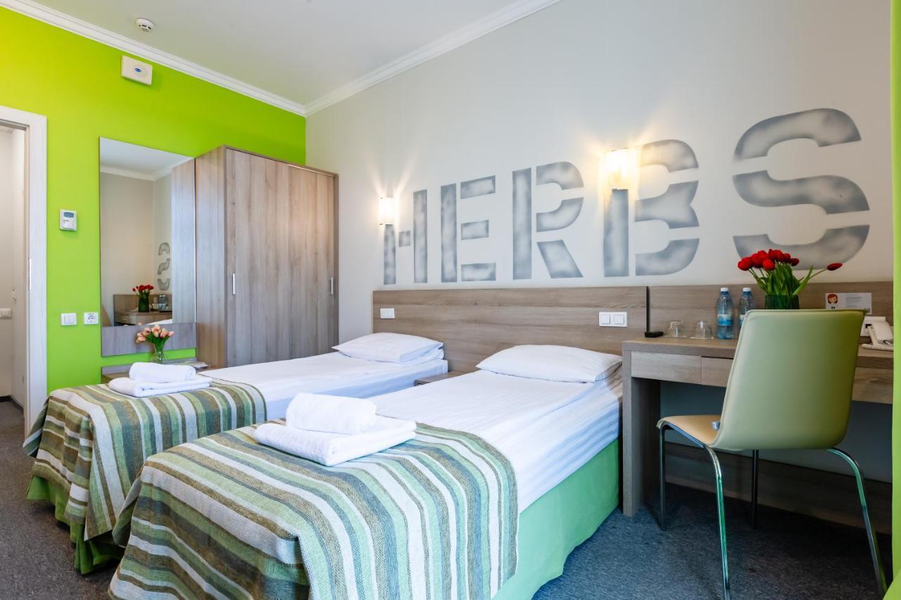 Practicotel Kiev Eksteriør billede