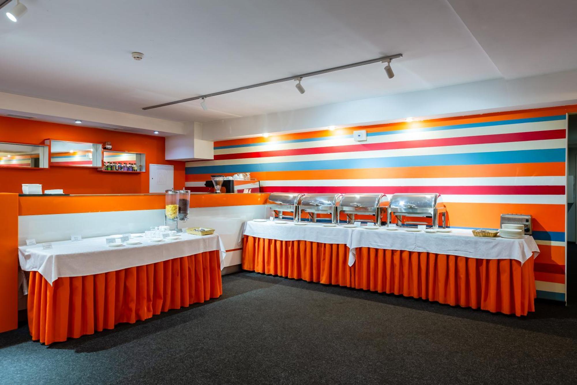 Practicotel Kiev Eksteriør billede